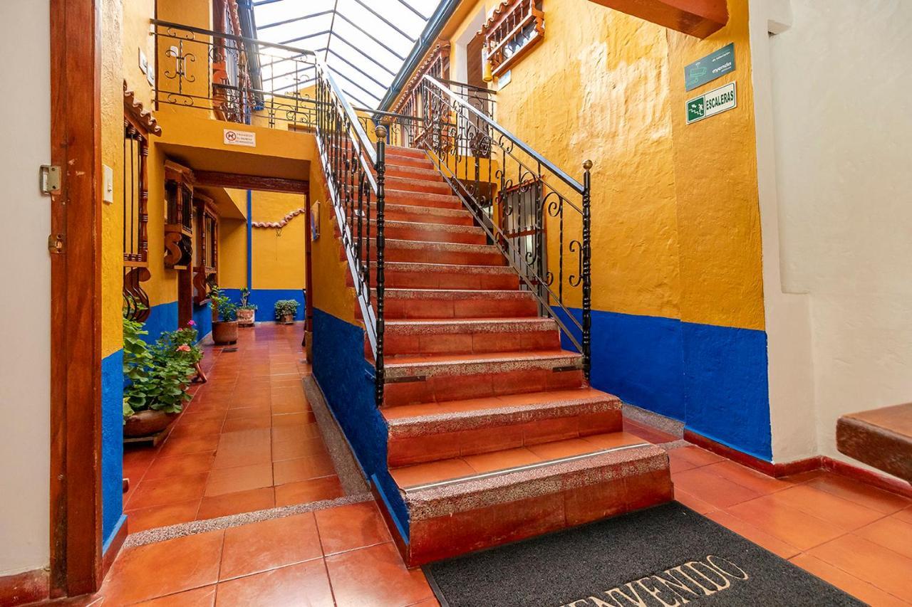 Ayenda Hotel Casona Santa Rosa Chía Exterior photo